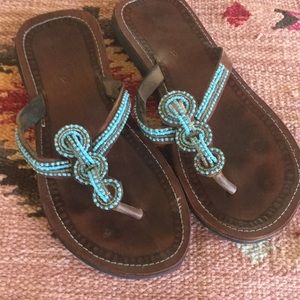 Beaded tire tread sandals